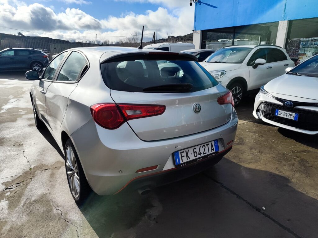 Alfa Romeo Giulietta 1.6 Mjt2 120 cv