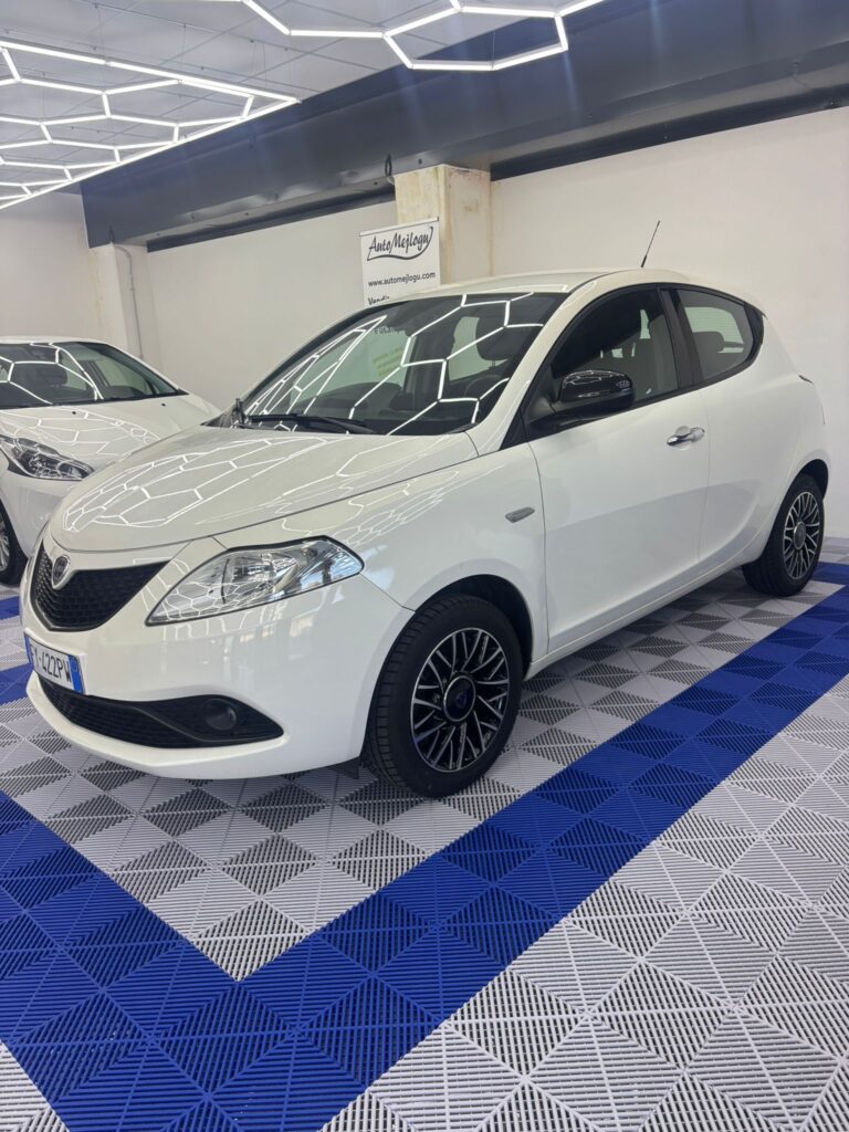 Lancia Lancia Ypsilon 1,2 benzina GOLD