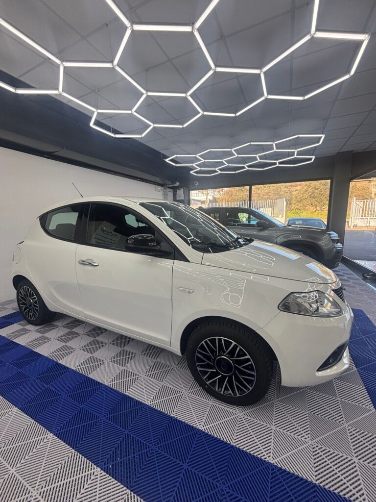 Lancia Lancia Ypsilon 1,2 benzina GOLD