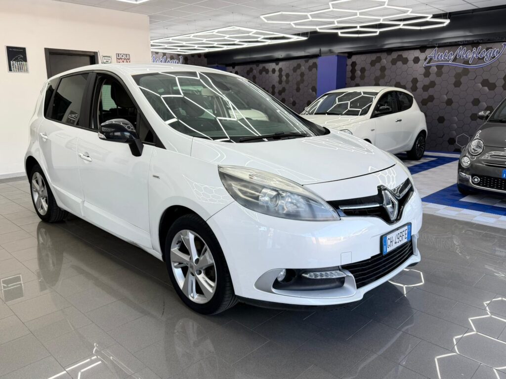 Renault SCENIC X-MOD